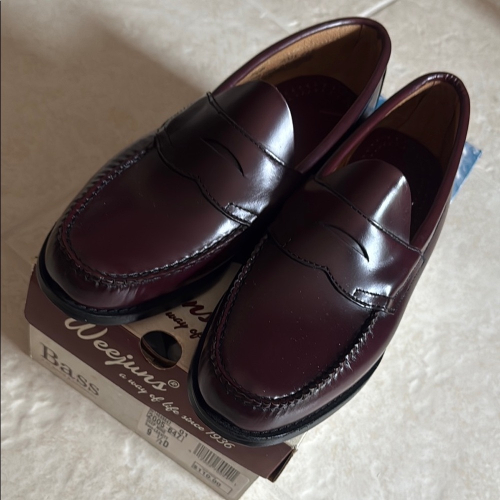 Bass Weejuns Men's Loafers - Burgundy
